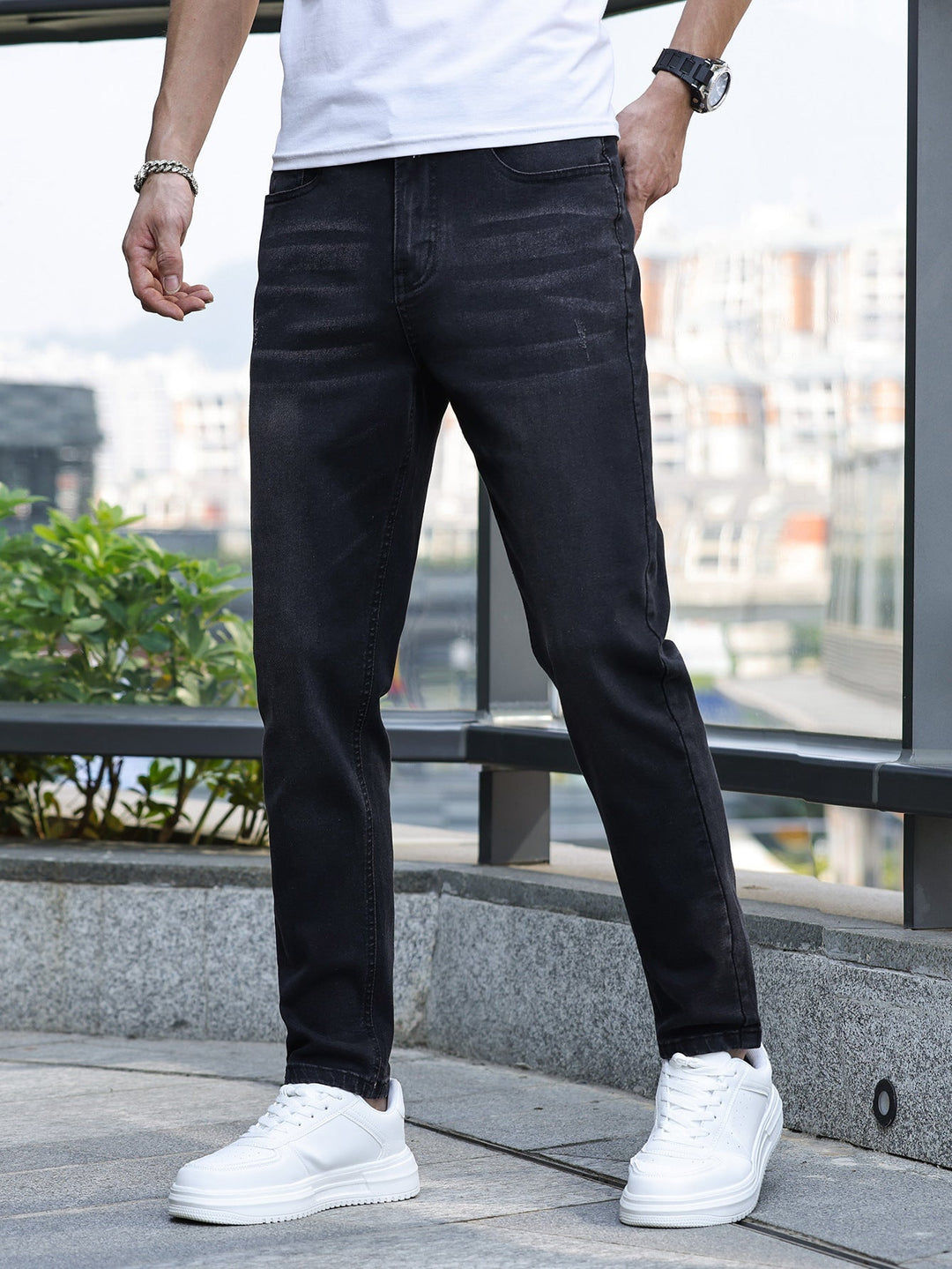 Men's Casual Jeans | Medium Stretch & Classic Design | Denim