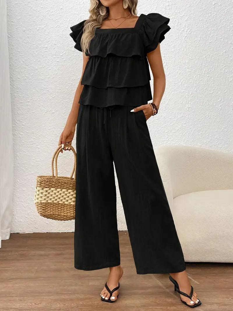 Women set | Comfortable Fit & Practical Pockets | Summer V-Neck Blouse & Woven Trousers in Polyester