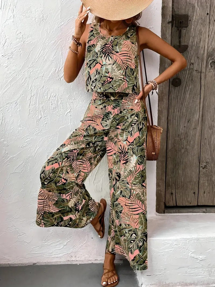 Women set | Floral Maxi Dress & Round Neck | Summery & Colourful | Light & Chic Holiday Look
