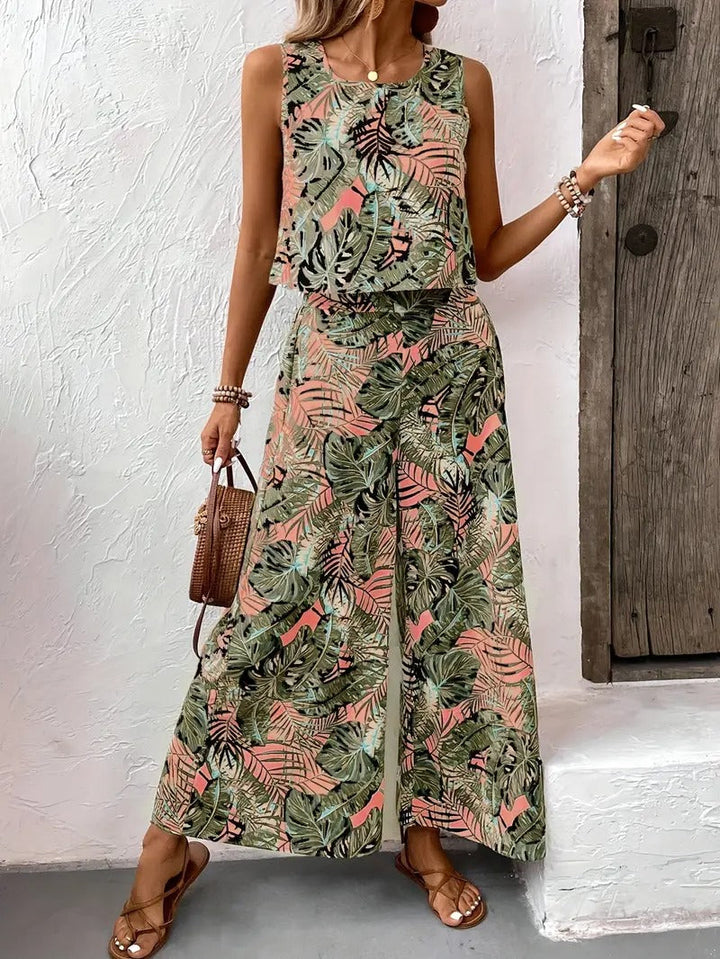 Women set | Floral Maxi Dress & Round Neck | Summery & Colourful | Light & Chic Holiday Look