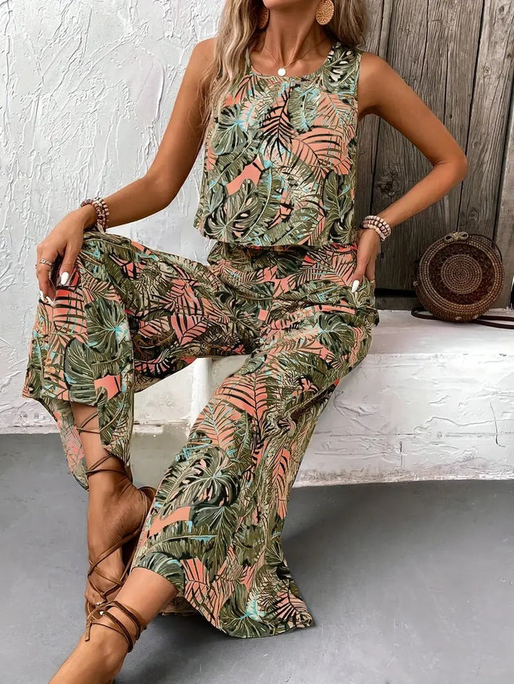 Women set | Floral Maxi Dress & Round Neck | Summery & Colourful | Light & Chic Holiday Look