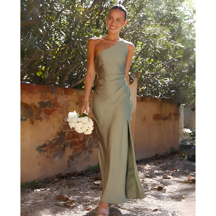 Women’s Maxi Dress | One-Shoulder Design | Figure-Hugging Fit | Flowing Fabric