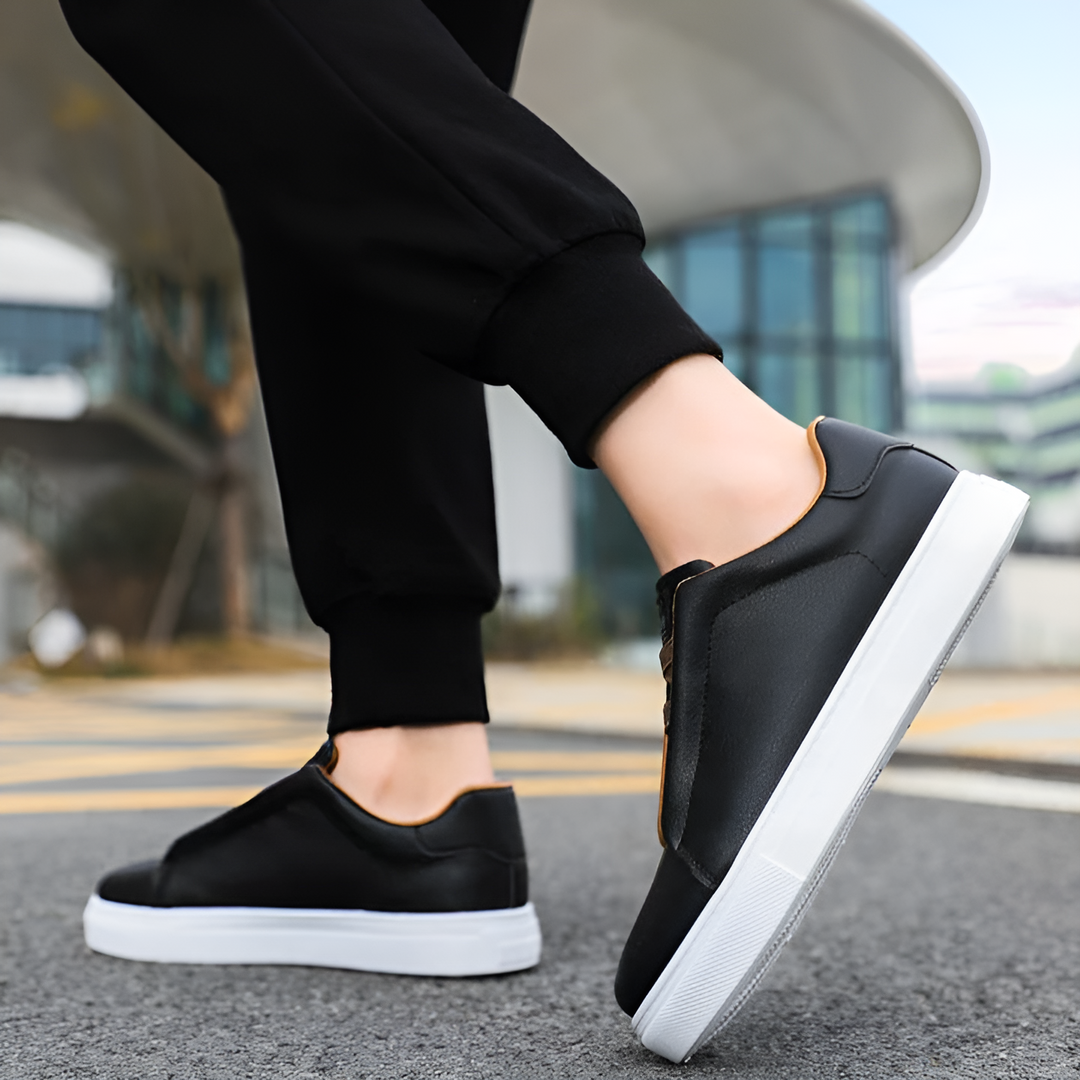 Men's Leather Sneakers | Comfortable & Lightweight | Trendy & Non-slip