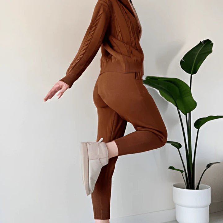 Women’s Two-Piece Set | Warm & Comfortable | Relaxed Fit | Stylish Loungewear
