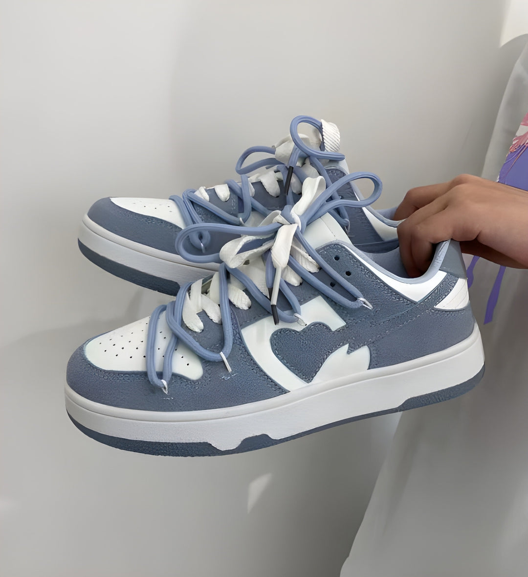 Women’s Sneakers | Breathable & Comfortable | Trendy Design