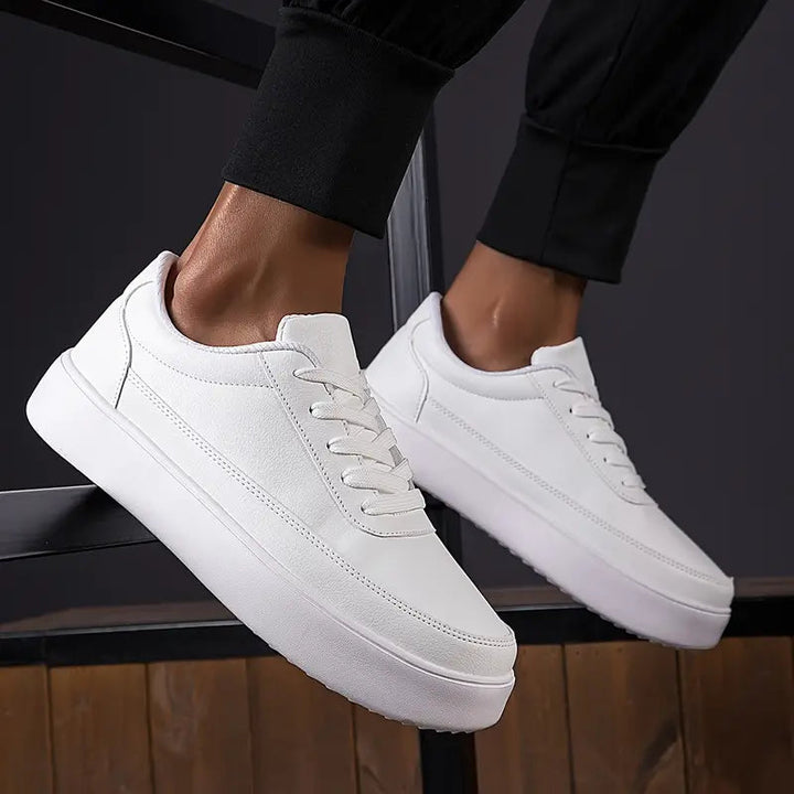 Men’s Sneaker | Low-Top Jogging Shoe | Breathable & Lightweight | Polyester