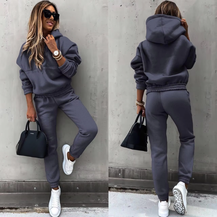 Women’s Tracksuit | Sporty & Cozy | 2-Piece Winter Set | Soft Breathable Fabric | Polyester