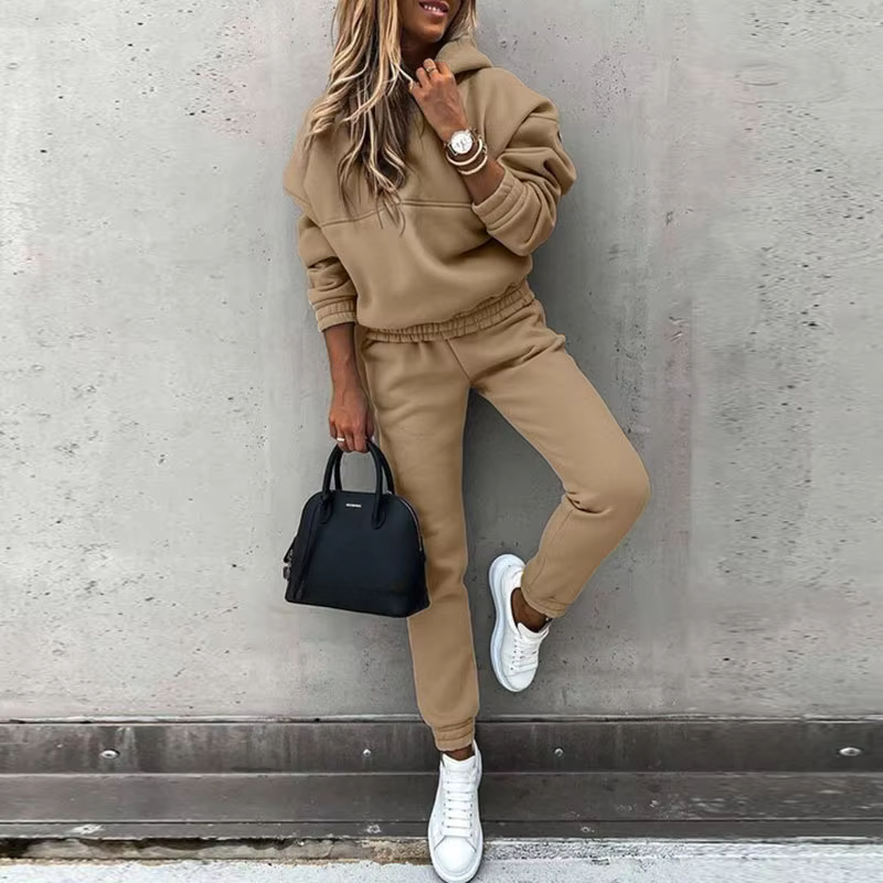 Women’s Tracksuit | Sporty & Cozy | 2-Piece Winter Set | Soft Breathable Fabric | Polyester