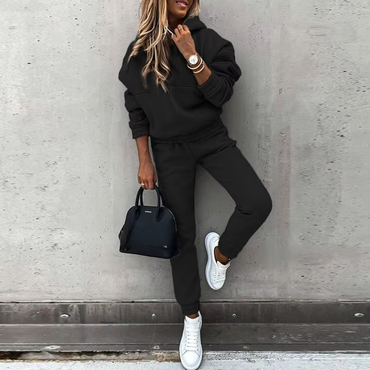 Women’s Tracksuit | Sporty & Cozy | 2-Piece Winter Set | Soft Breathable Fabric | Polyester