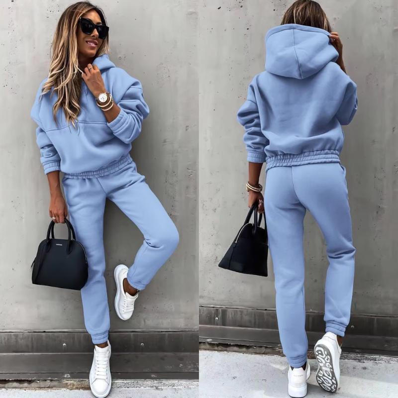 Women’s Tracksuit | Sporty & Cozy | 2-Piece Winter Set | Soft Breathable Fabric | Polyester