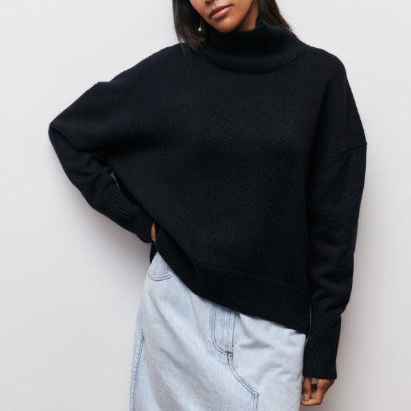 Women’s Turtleneck Sweater | Warm & Versatile | Casual Fit | Microfiber & Polyeste