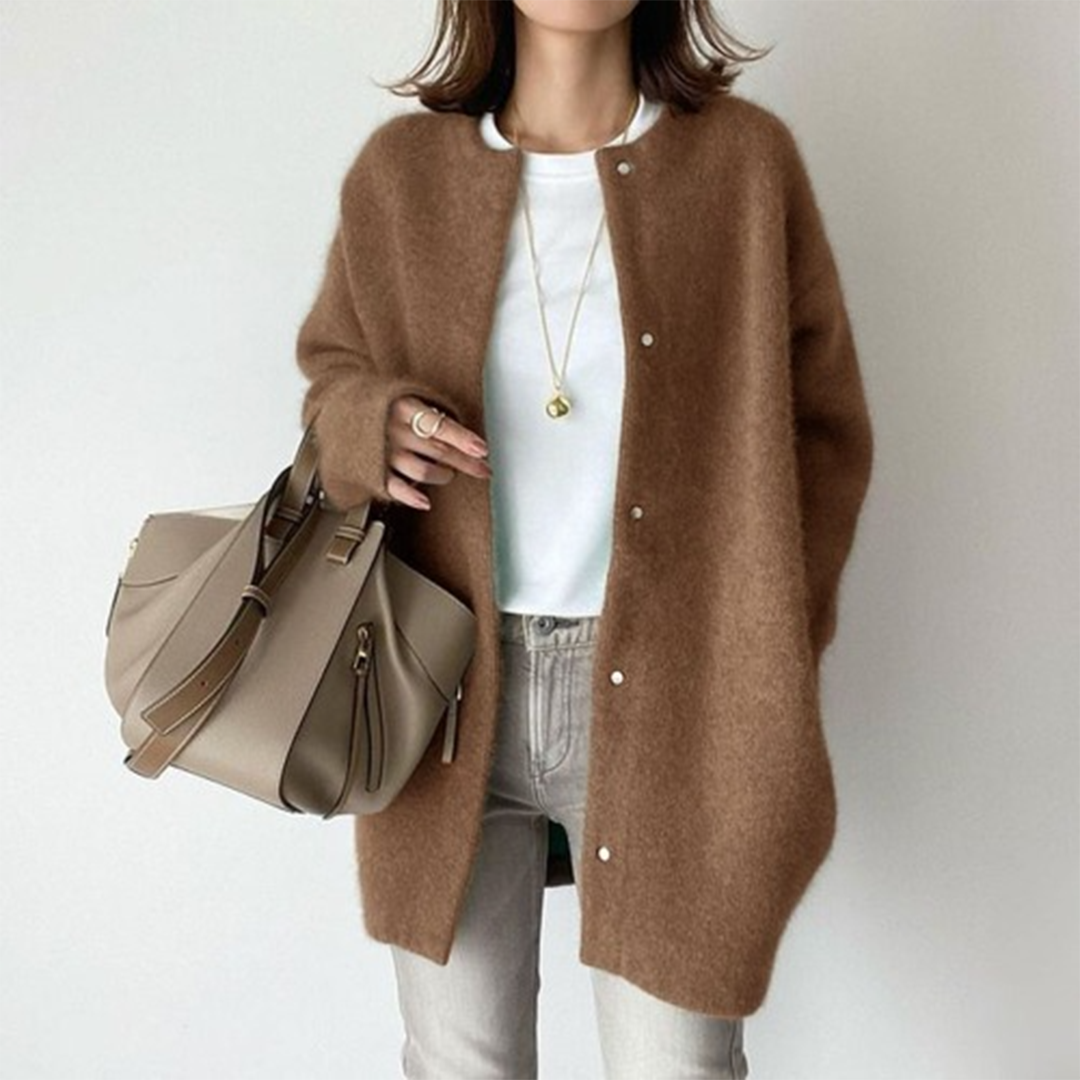 Women’s Coat | Loose Fit | Elegant Button-Front Design