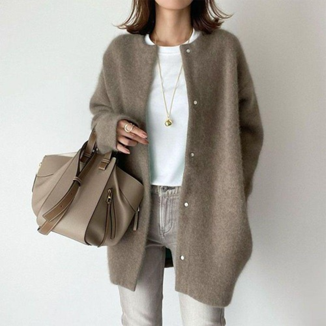 Women’s Coat | Loose Fit | Elegant Button-Front Design