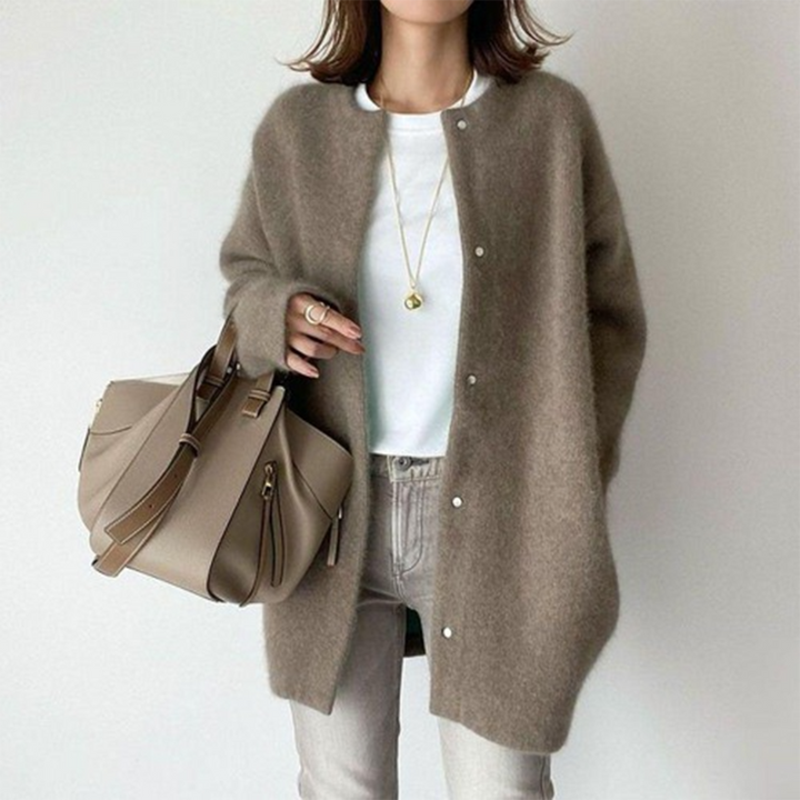 Women’s Coat | Loose Fit | Elegant Button-Front Design