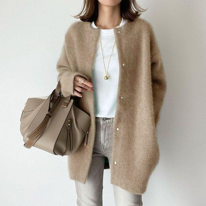 Women’s Coat | Loose Fit | Elegant Button-Front Design
