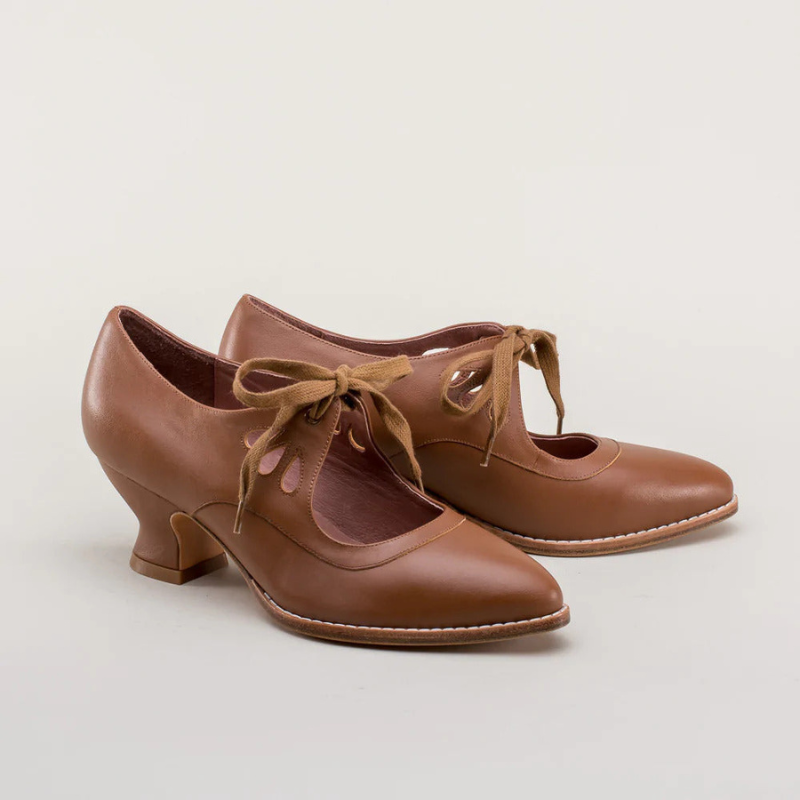 Women’s Shoes | Closed Toe Design | Vintage Style