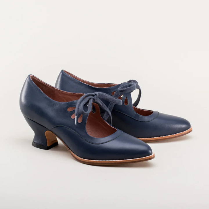 Women’s Shoes | Closed Toe Design | Vintage Style