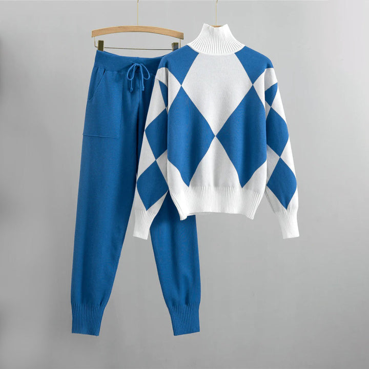 Women’s Knitted 2-Piece Set | Soft Thick Fabric | Warm & Comfortable