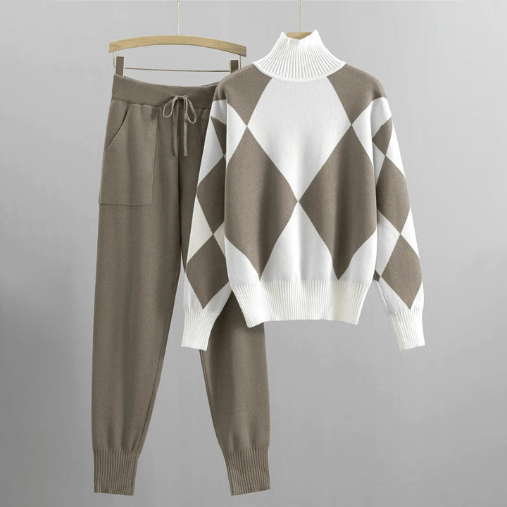 Women’s Knitted 2-Piece Set | Soft Thick Fabric | Warm & Comfortable