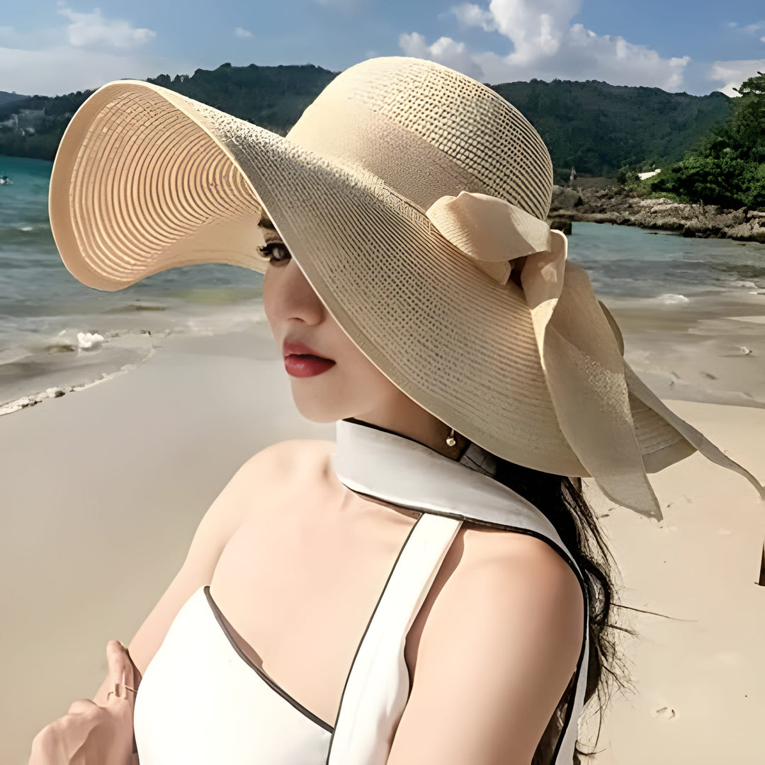 Women’s Sun Hat  | Lightweight & Soft | Beachwear Essential | Straw, Raffia