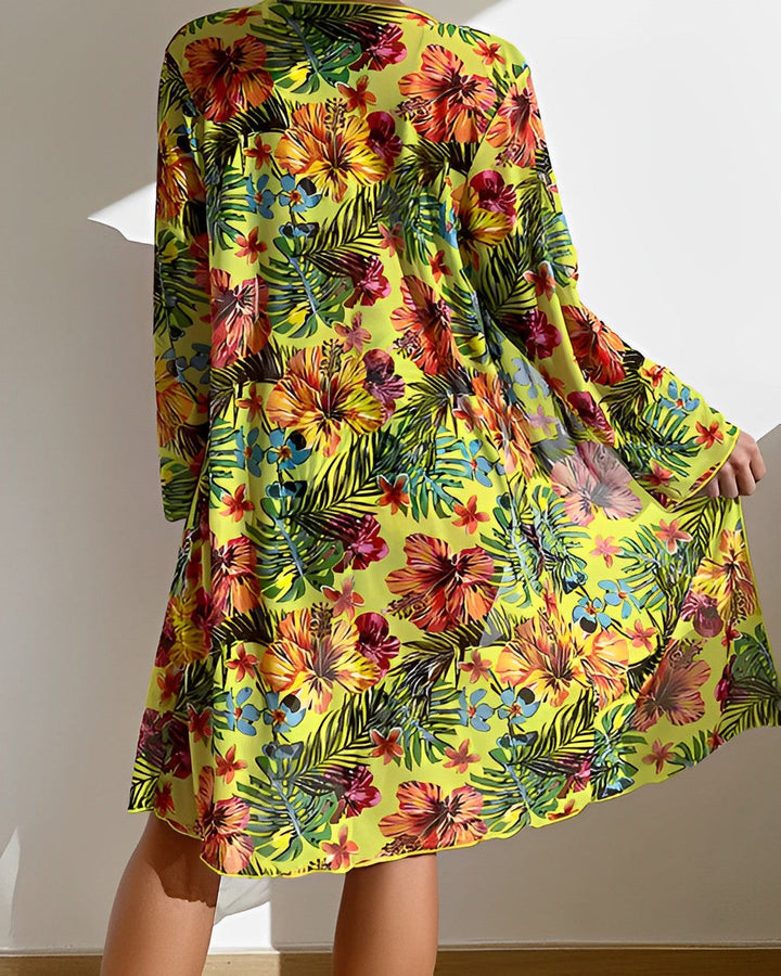 Bikini set for women | 3-piece & print | long-sleeved cover-up | trendy beach look