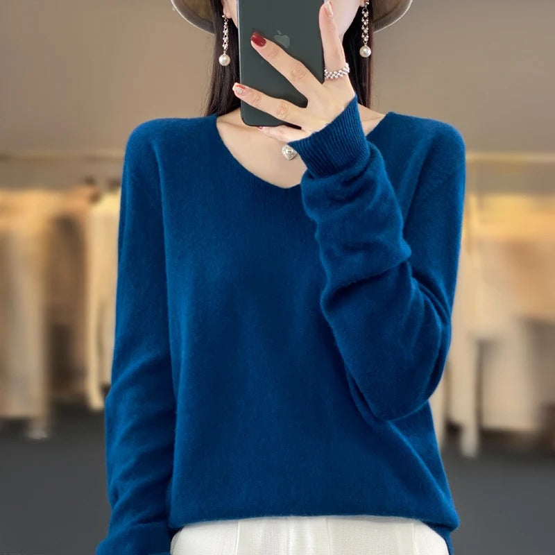 Women’s Knitted Jumper | V-Neck & Long Sleeve | Warm Soft fabrc