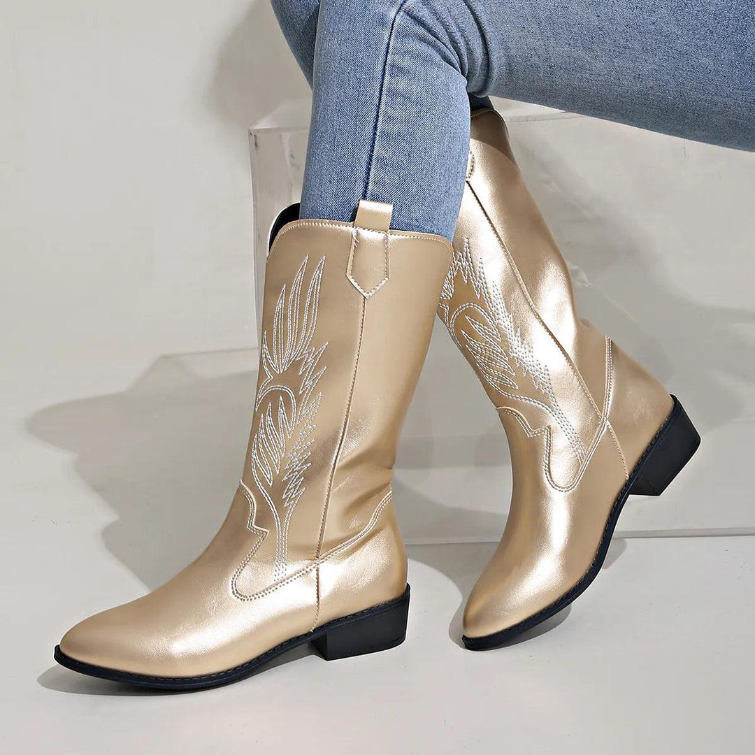 Slip-on riding boots for women | autumn & winter | thick sole | pointed toe | embroidered details
