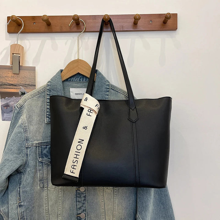 Women's Shoulder Bag | Large Capacity | Retro Design | PU Leather Shoulder Bag